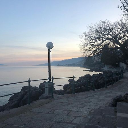 Artspace Location-Opatija-3 Bedroom House With Rooftop Garden By Beach 외부 사진