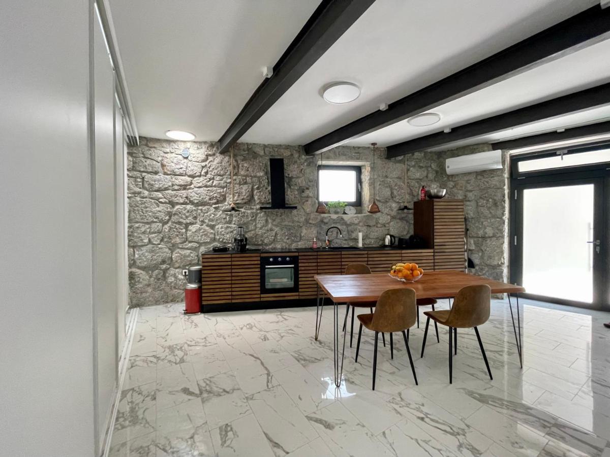 Artspace Location-Opatija-3 Bedroom House With Rooftop Garden By Beach 외부 사진