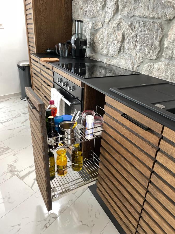 Artspace Location-Opatija-3 Bedroom House With Rooftop Garden By Beach 외부 사진